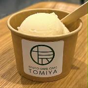 バニラアイス日本酒かけ